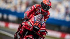 Resumen FP4 y Clasificación GP Países Bajos MotoGP: Bagnaia vuela con Martín, tercero