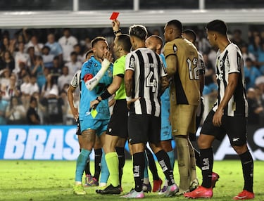 Neymar, roja y adiós