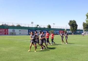 La Selecci&oacute;n inici&oacute; su tercer d&iacute;a de pr&aacute;cticas en Juan Pinto Dur&aacute;n.