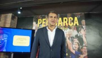 Laporta: "Si ganamos iremos a por Pogba, la clave es Raiola"