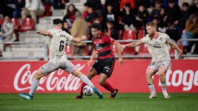Mirandés - Racing de Ferrol: TV, horario y cómo ver LaLiga Hypermotion online