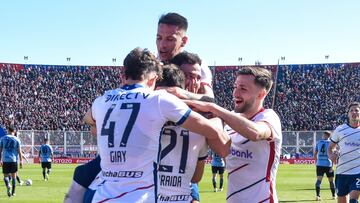 San Lorenzo salvó el invicto sobre el final ante Belgrano