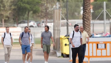 Gennaro Gattuso, Dino, Tenderini, Bruno Dominici, Francesco Sarlo y Roberto Perrone, en Valencia.