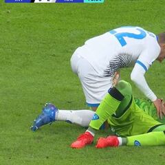 El duro choque entre Ospina y Dzeko que asustó a Italia