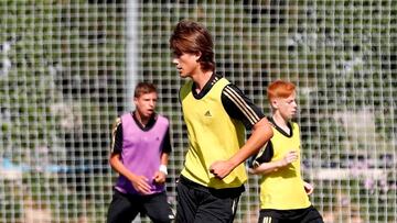 2021 ENTRENAMIENTO REAL MADRID CANTERA JUVENIL A JUVENILA JULEN JON GUERRERO
FOTO:REALMADRID.COM