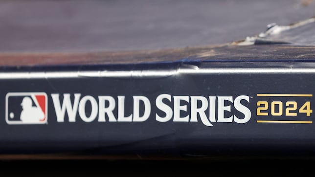 Who is singing the national anthem for game 3 of the 2024 MLB World Series?