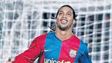 <b>DICE SER FELIZ. </b>Ronaldinho está con un aspecto mucho mejor y sigue animado por ser culé.