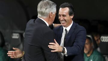 25/09/21 PARTIDO PRIMERA DIVISION
REAL MADRID - VILLARREAL
SALUDO CARLO ANCELOTTI ENTRENADOR UNAI EMERY ENTRENADOR