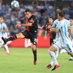 Racing y Newell's igualan en un emotivo partido
