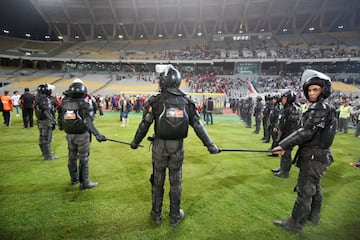 El derbi de El Cairo lo disputan dos de los clubes más exitosos y populares de todo el continente africano. La rivalidad existente entre ambos equipos es tan fuerte que sus enfrentamientos están arbitrados por colegiados extranjeros. 