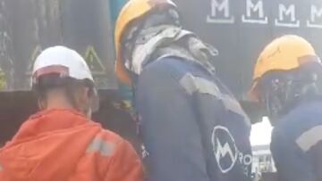Metro de Bogotá: Denuncian a obreros del proyecto por sacrificar a una gallina para celebrar