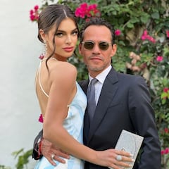 Marc Anthony marries Nadia Ferreira in Miami
