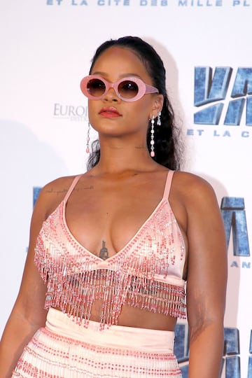 Rihanna en la premiere en París de "Valerian y la ciudad de los mil planetas" 