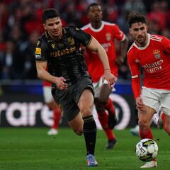 Acusan a un empresario de sobornar jugadores para beneficiar al Benfica