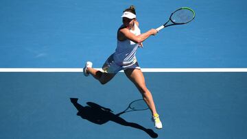 Halep y Kerber salvan el mal d赤a de las favoritas: Pliskova, Bencic y Vekic eliminadas