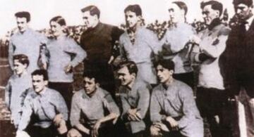 14 de octubre de 1917: Uruguay es por segunda vez campe&oacute;n de Am&eacute;rica tras vencer 1-0 a Argentina en Montevideo.