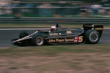 Con Mario Andretti a la cabeza, Lotus volvió a lo más alto gracias al Lotus 79, el primer coche con efecto suelo. 1978 sería el año de la consagración del americano en la Fórmula 1, con sus ocho pole positions y seis victorias, suficiente para que ganara el título de campeón del mundo.