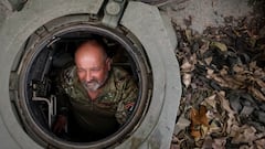 Ukrainian servicemember of the 33rd Separate Mechanised Brigade Viktor, 58, with the call sign ’Kyznia’, appears in a Leopard 2A4 tank during a test drive in a unit’s workshop, amid Russia's attack on Ukraine, at an undisclosed location in the east of Ukraine, July 16, 2024. REUTERS/Alina Smutko