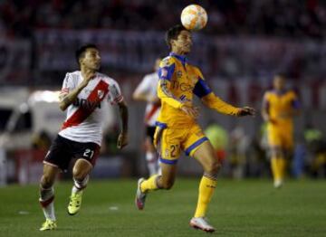 Mexicano de origen alem¨¢n. Tiene 25 a?os y juega en Tigres desde hace tres, cuando pagaron por el extremo 8,85 millones, ya conocedores de que podr¨ªa correr por el terreno de juego a 35,23 km por hora.