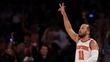 NEW YORK, NEW YORK - MAY 16: Jalen Brunson #11 of the New York Knicks celebrates a three-point basket against the Boston Celtics during the fourth quarter in Game Six of the Eastern Conference Second Round NBA Playoffs at Madison Square Garden on May 16, 2025 in New York City. NOTE TO USER: User expressly acknowledges and agrees that, by downloading and or using this photograph, User is consenting to the terms and conditions of the Getty Images License Agreement. Al Bello/Getty Images/AFP (Photo by AL BELLO / GETTY IMAGES NORTH AMERICA / Getty Images via AFP)