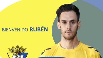 Rub¨¦n Cruz firma por el C¨¢diz