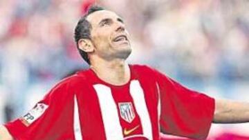 <b>IRREGULAR. </b>Petrov no ha mantenido el nivel que mostró en la pretemporada y sus protestas sacan de quicio al Calderón.