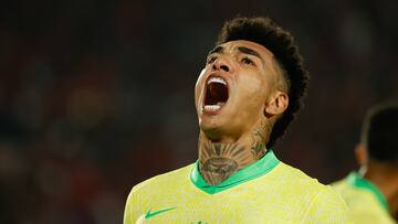 Igor Jesús celebra su gol contra Chile.