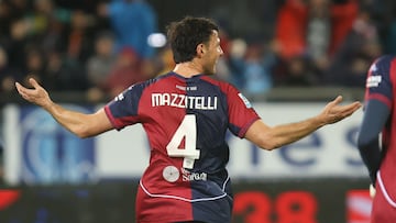 CAGLIARI (Italy), 17/01/2026.- Cagliari's Luca Mazzitelli celebrates after scoring the 1-0 goal during the Italian Serie A soccer match between Cagliari Calcio and Juventus FC in Cagliari, Italy, 17 January 2026. (Italia) EFE/EPA/FABIO MURRU