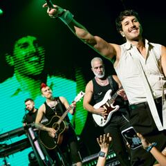 Sebastián Yatra ilumina LOS40 Básico Santander con su energía bacana