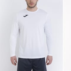Tenemos tu nueva camiseta de manga larga favorita: de Joma, en ocho colores y para practicar cualquier deporte