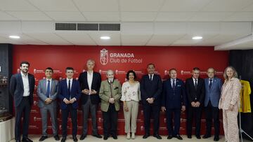 A la izquierda Javier Aranguren. En el centro Maria José Rienda con García Amado. Mas a a derecha Lucas Alcaraz.