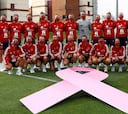 La Selección española, unida contra el cáncer de mama
