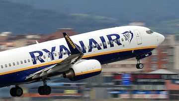 Ryanair Boeing 737-800 different points of view