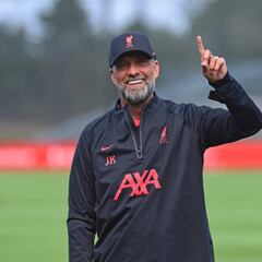 Klopp: “Me gusta arriesgarme más en el mercado de fichajes”