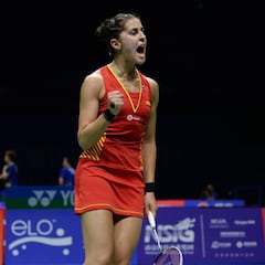 Carolina Marín arrasa a Nehwal y alcanza las semis del Mundial
