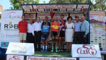 Podio de los campeonatos de Espa&ntilde;a de ciclismo para veteranos disputado en Puerto Lumbreras, Murcia.