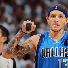 Why was former NBA player Delonte West arrested in Virginia?