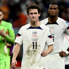 USMNT midfielder Brenden Aaronson joins Union Berlin from Leeds United