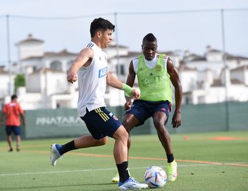 Colombia entrena en campo antes de enfrentar a Arabia Saudita