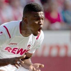 "Jhon Córdoba está entre los mejores de la Bundesliga"