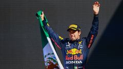 'Checo' finalizó su primera temporada en la élite del automovilismo en la cuarta posición del campeonato de pilotos (190 puntos, su máxima cosecha de por vida). El tapatío sumó cinco podios y una victoria (Azerbaiyán) y jugó un papel crucial en la definición del título, al detener a Lewis Hamilton en el GP de Abu Dabi y ayudar a la coronación de su co-equipero Max Verstappen.