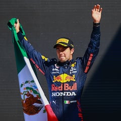 Se hace oficial la salida de Checo Pérez de Red Bull