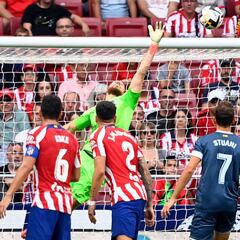 Oblak vuelve a salvar puntos