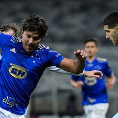 ¿Y Morales? Los cambios en Colo Colo con el posible fichaje de Moreno Martins