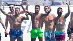 Neymar, con los &#039;toiss&#039; en Saint Tropez.