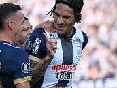 Paolo Guerrero hace historia