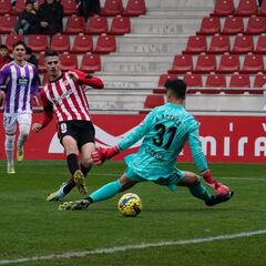 El Athletic se impone con autoridad al Real Valladolid en Anduva