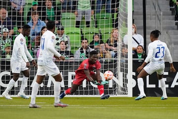 Violette AC goalkeeper Paul Decius(33) makes a save during the first half against Austin FC at Q2 Stadium.