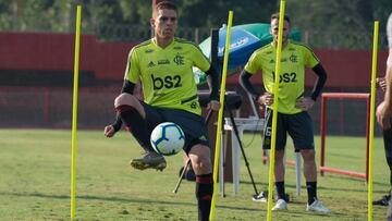 Gustavo Cuéllar entrena con Flamengo previo a Selección