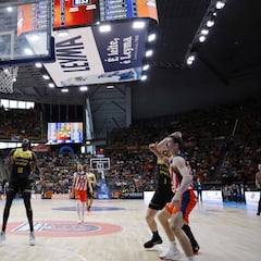 Marcelinho y Fitipaldo impulsan al Tenerife en A Coruña